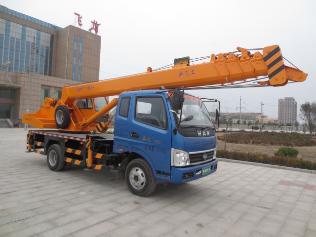 professional crane manufacturer