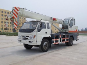 mobile crane truck