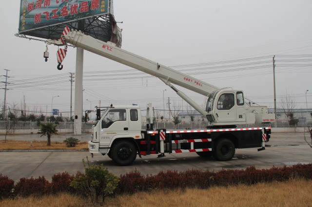 perfect boom truck crane