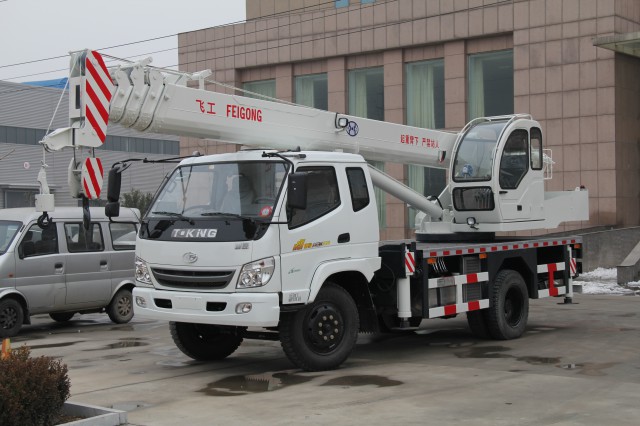 Type of Boom Trucks