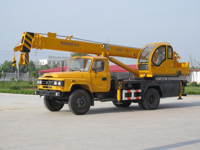hydraulic mobile crane
